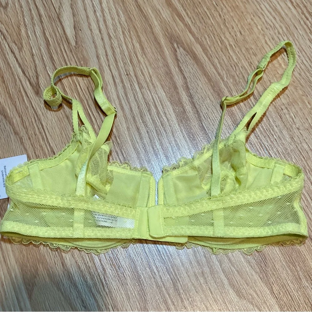 NWT Auden Unlined yellow lace balconette coverage bra‎ 32A